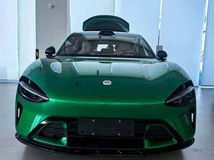 Фото 2 - Xiaomi YU7