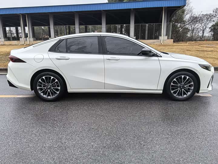 Фото 4 - GAC Trumpchi Empow R