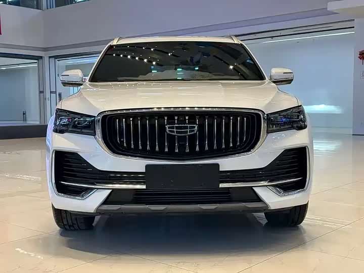 Фото 2 - Geely Monjaro