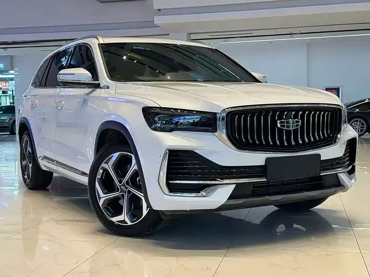 Фото 3 - Geely Monjaro