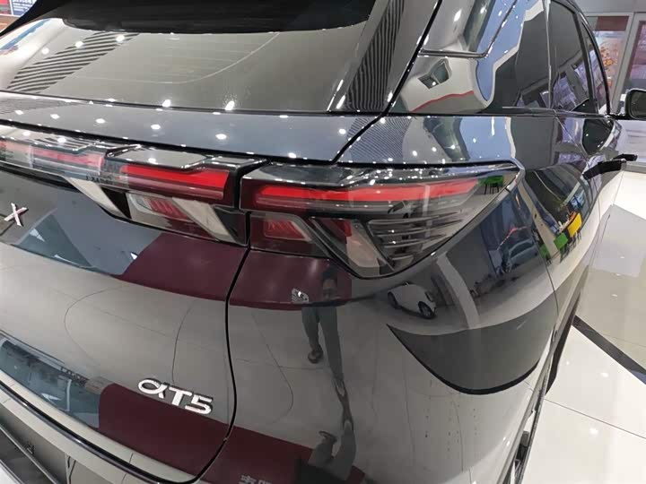 Фото 8 - BAIC Arcfox Alpha T5