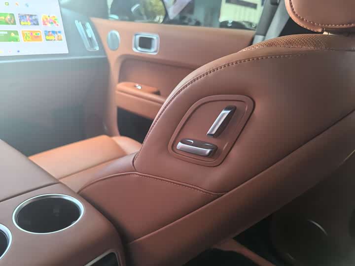 Фото 7 - LiXiang L9