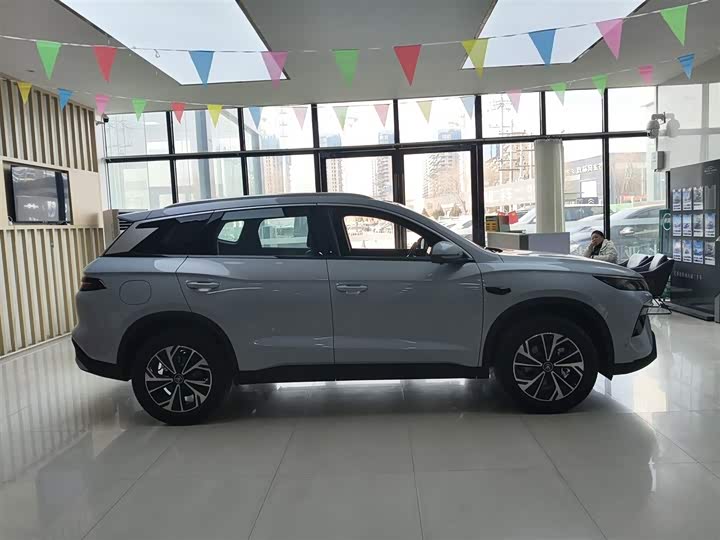 Фото 9 - BYD Song Pro Hybrid