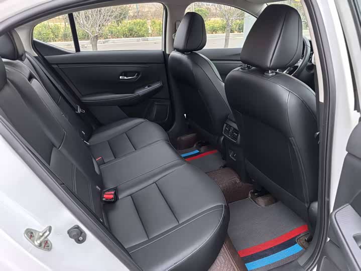 Фото 7 - Nissan Sylphy