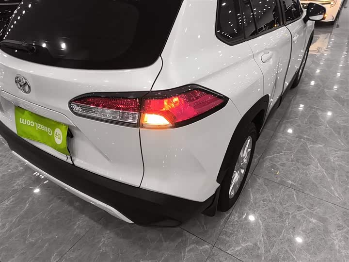 Фото 8 - Toyota Corolla Cross