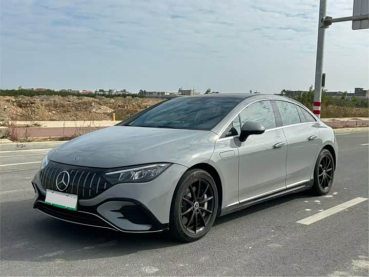 Фото 1 - Mercedes-Benz EQE