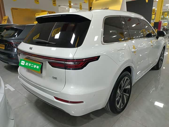 Фото 7 - LiXiang One