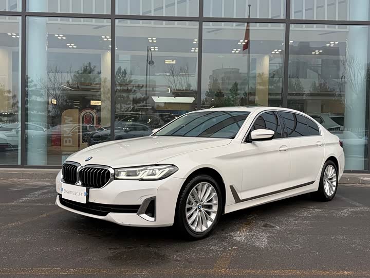 Фото 1 - BMW 5 Series