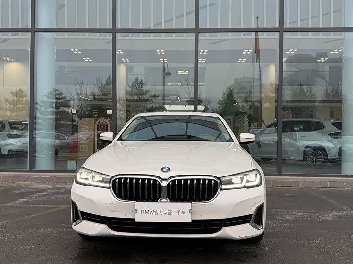 Фото 2 - BMW 5 Series