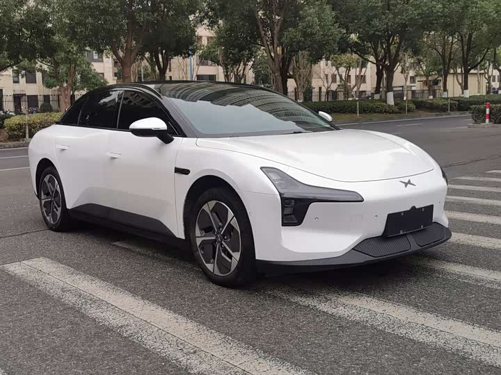 Фото 3 - XPeng Mona M03