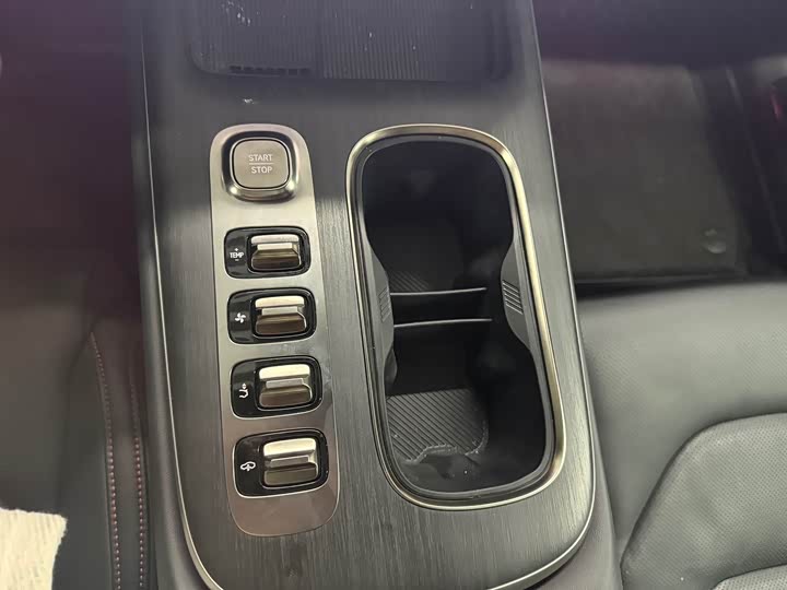 Фото 8 - Xiaomi SU7