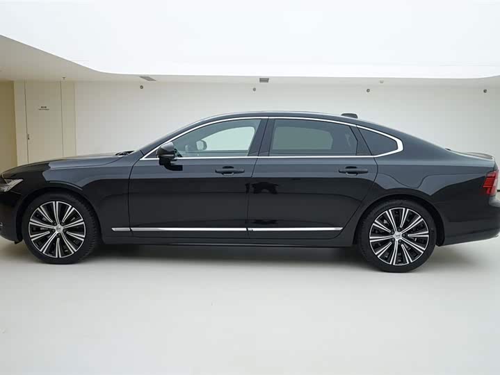 Фото 3 - Volvo S90