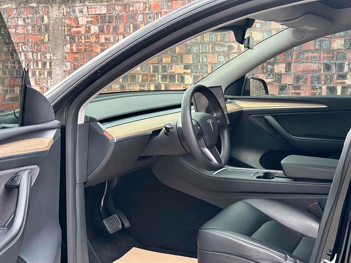 Фото 5 - Tesla Model Y