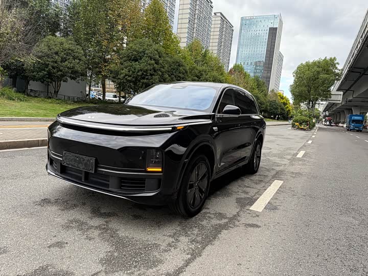 Фото 3 - LiXiang L8