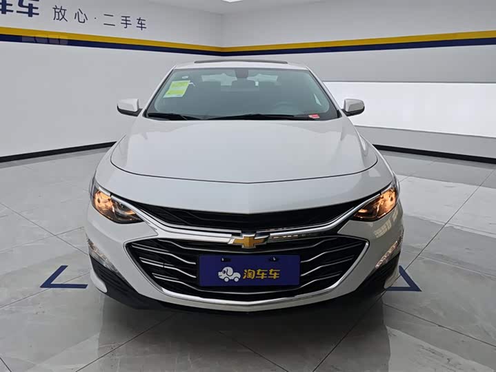Фото 2 - Chevrolet Malibu XL