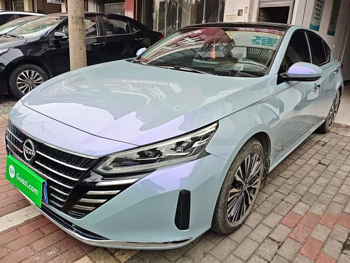 Фото 1 - Nissan Teana