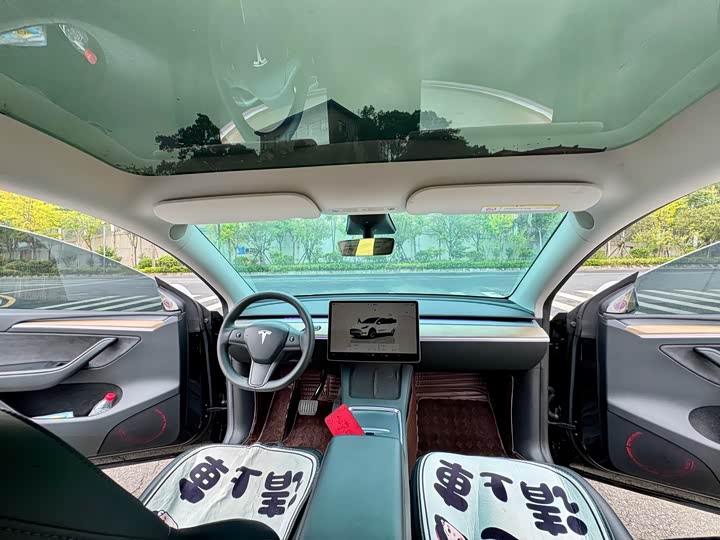 Фото 8 - Tesla Model Y