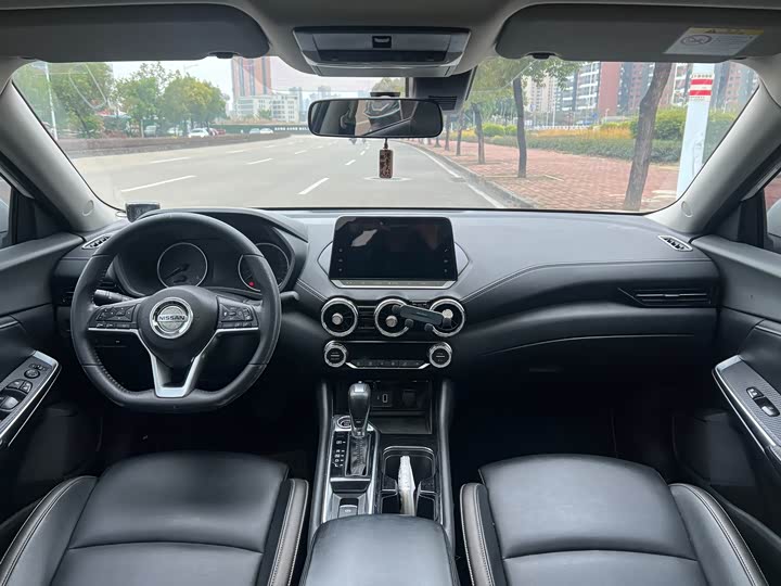 Фото 6 - Nissan Sylphy