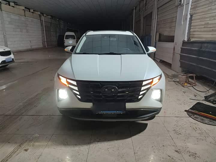 Фото 3 - Hyundai Tucson L