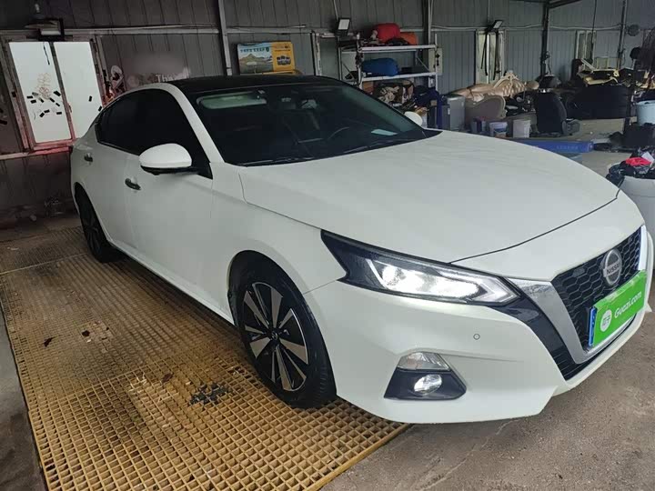 Фото 4 - Nissan Teana