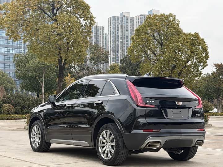 Фото 5 - Cadillac XT4