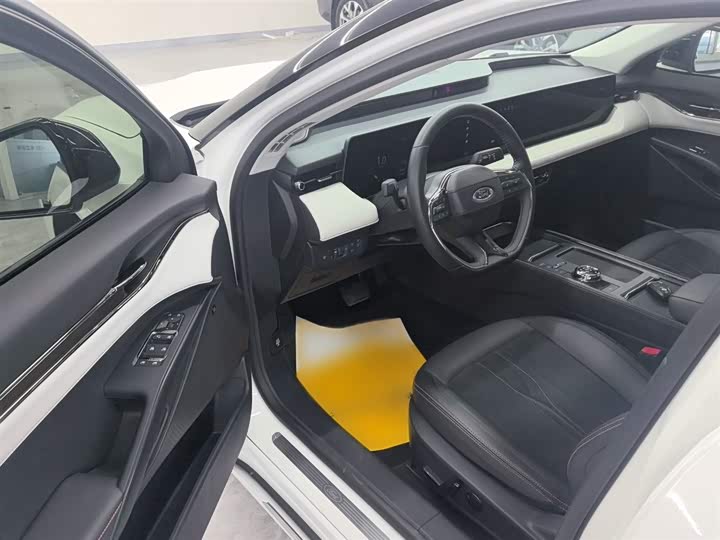 Фото 9 - Ford Mondeo