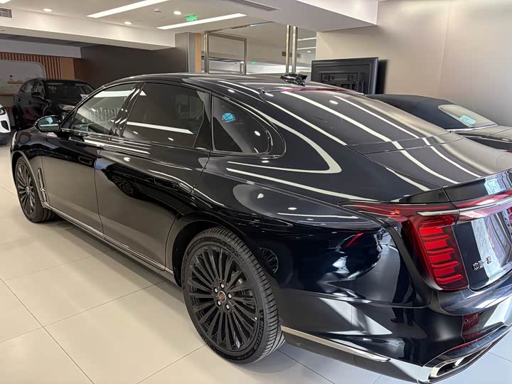 Фото 3 - Hongqi H9