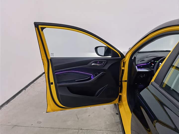 Фото 8 - MG Motor 5