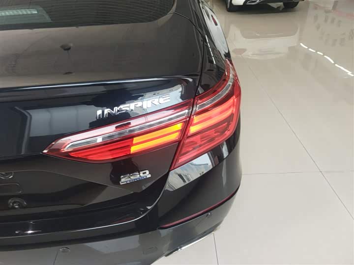 Фото 8 - Honda Inspire