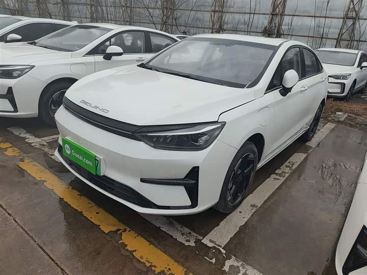 Фото 2 - Beijing EU5 Plus