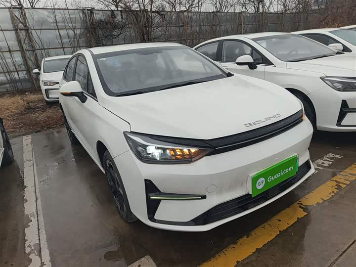 Фото 4 - Beijing EU5 Plus