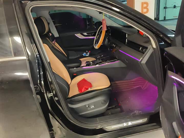 Фото 8 - Hongqi HS5