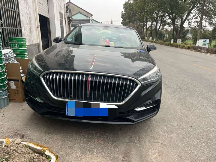 Фото 3 - Hongqi H5