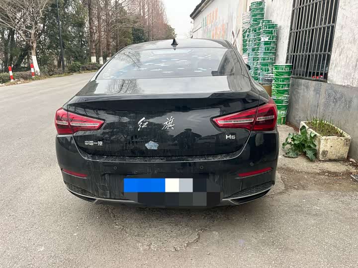 Фото 4 - Hongqi H5