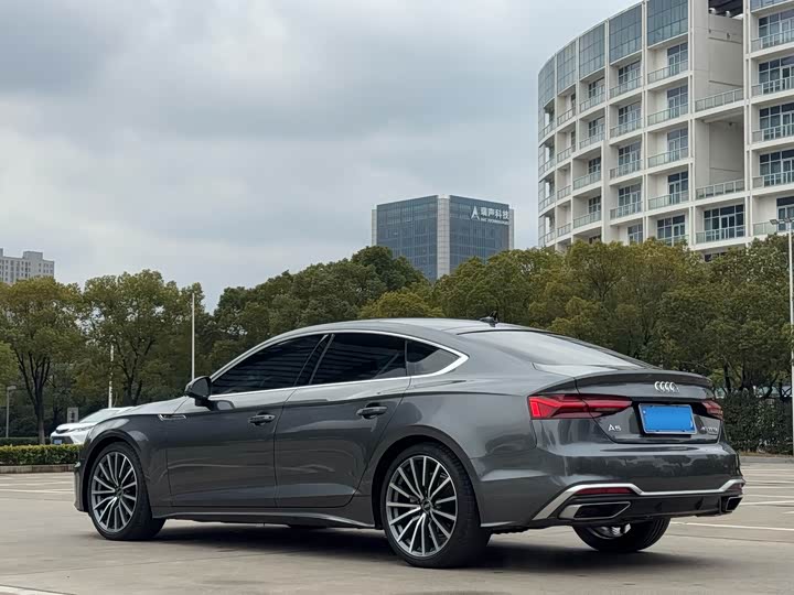Фото 4 - Audi A5