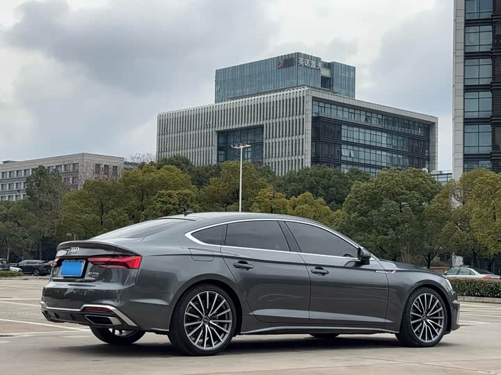 Фото 7 - Audi A5