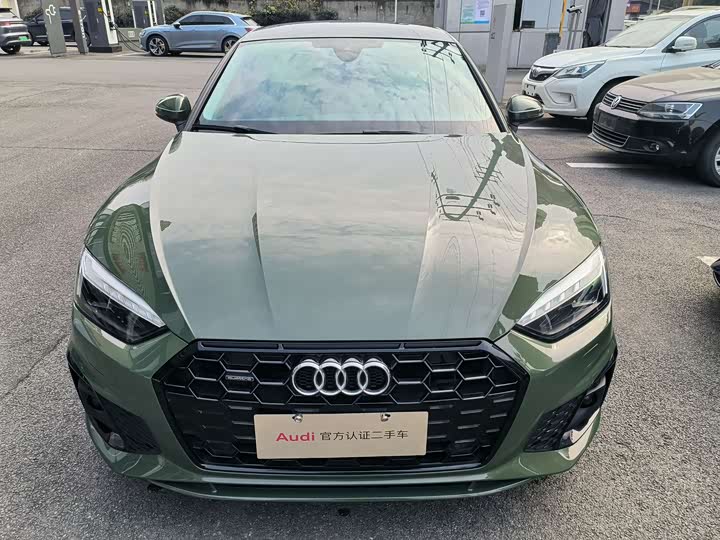 Фото 2 - Audi A5