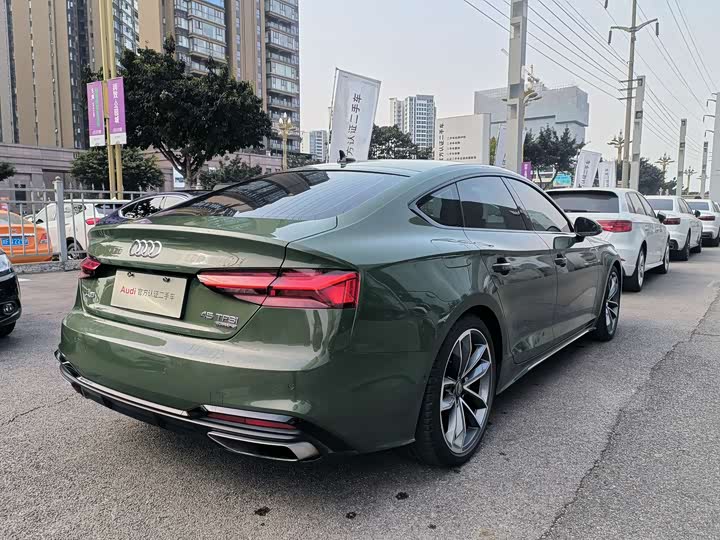Фото 8 - Audi A5