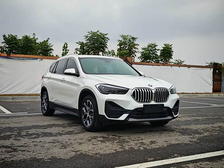 Фото 1 - BMW X1