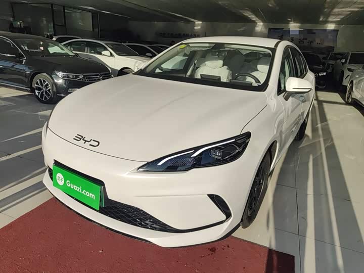 Фото 1 - BYD Seal 05 DM-i Hybrid