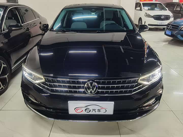 Фото 3 - Volkswagen Magotan