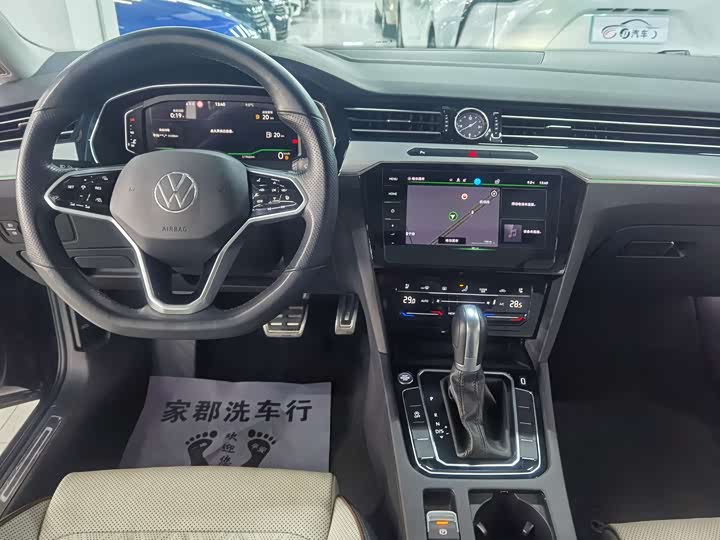 Фото 9 - Volkswagen Magotan