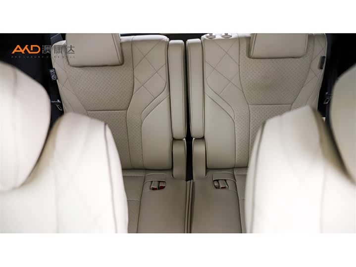 Фото 9 - Toyota Alphard