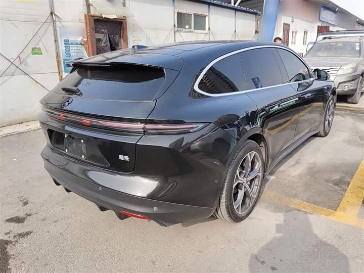 Фото 7 - Nio ET5T