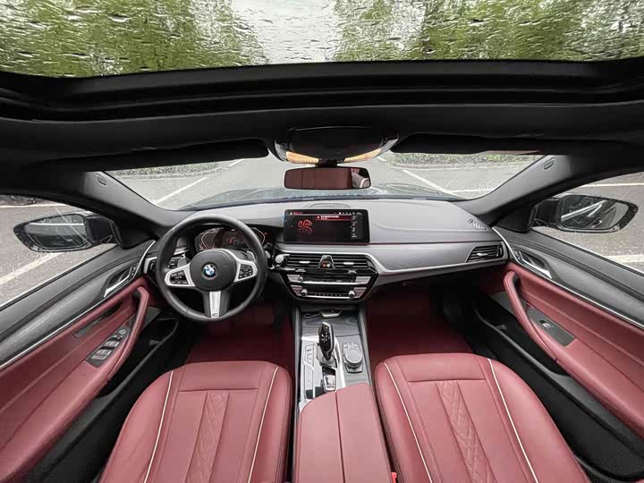 Фото 8 - BMW 5 Series