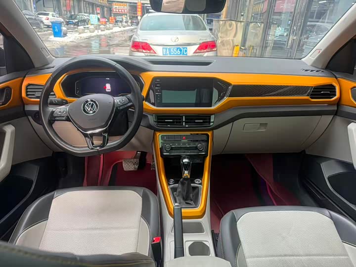 Фото 8 - Volkswagen T-Cross