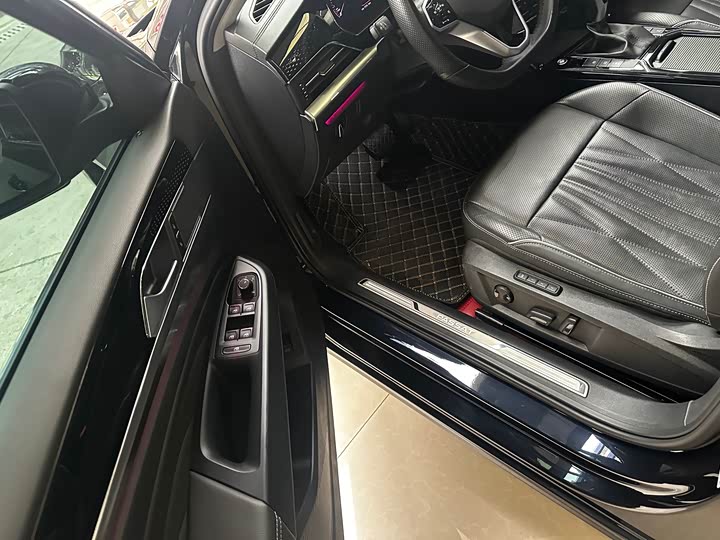 Фото 5 - Volkswagen Passat