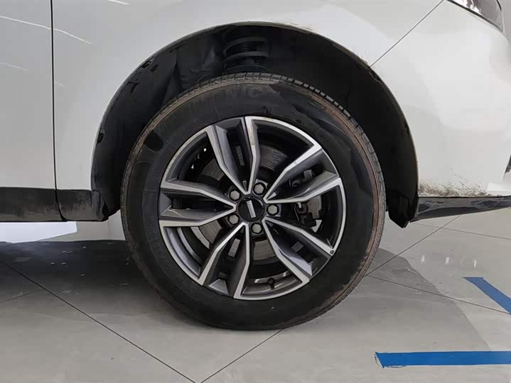 Фото 6 - Wey VV5