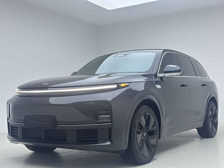 Фото 1 - LiXiang L7