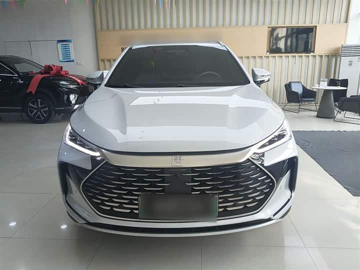 Фото 5 - BYD Tang Hybrid/EV